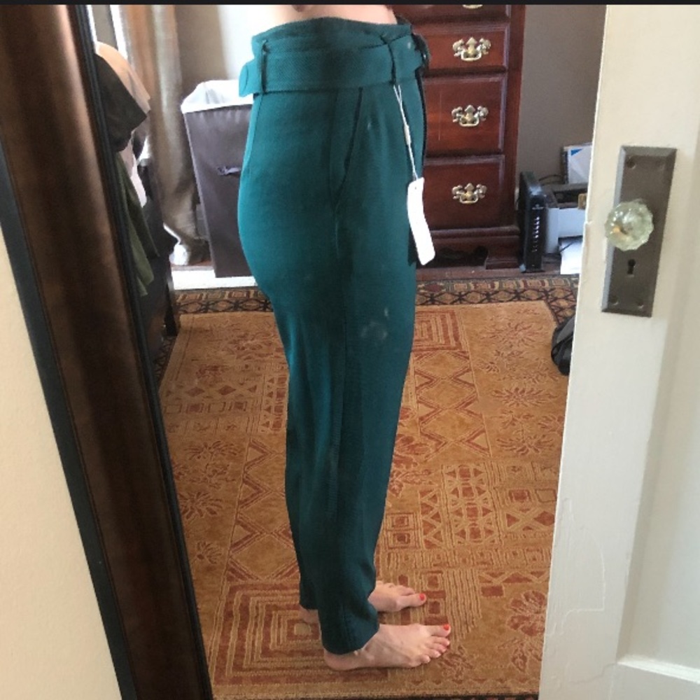 Akris Punto Green Slacks - Picture 2 of 9